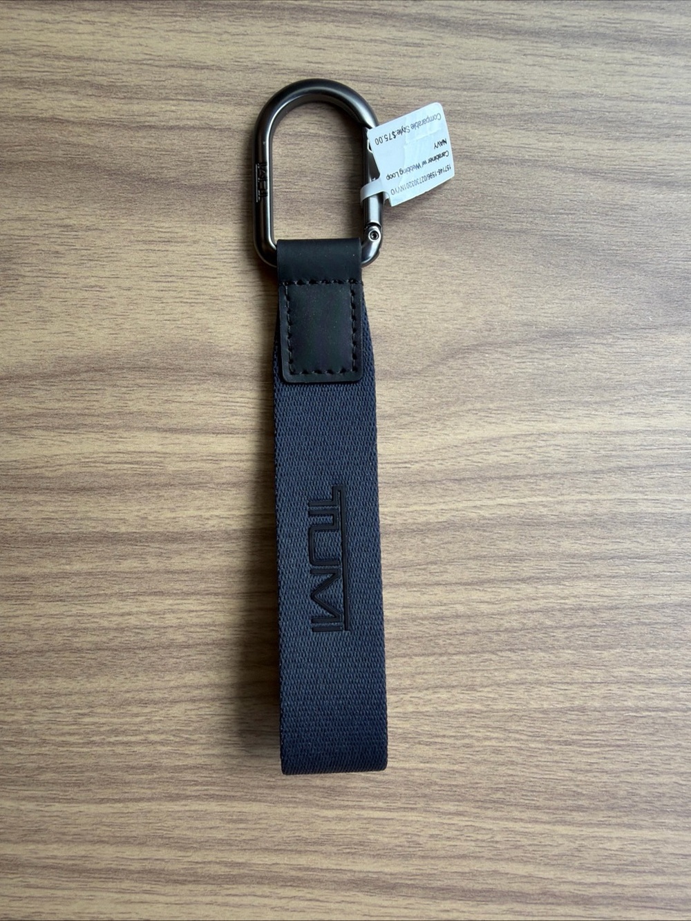Tumi Carabiner with Webbing Loop Key Ring Keychain 157146 / SKU: 027303201WNY0